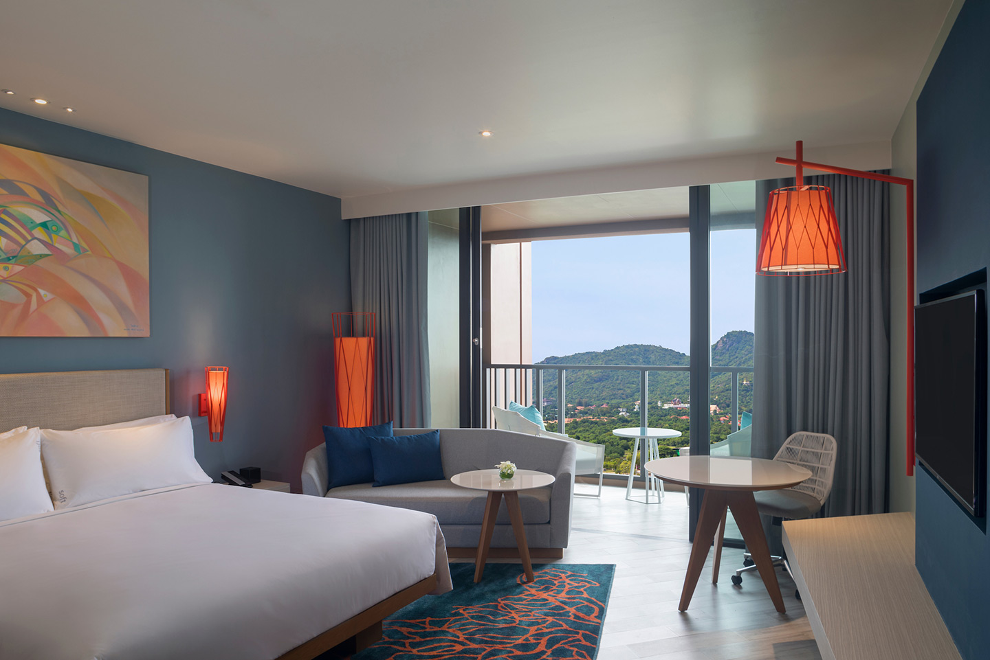 Turn The Regular Holiday To A Memorable Experience At Holiday Inn Resort Vana Nava Hua Hin
